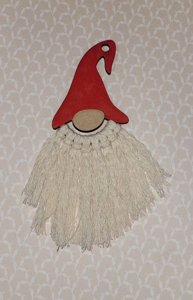 DIY  Macramé Gnomies